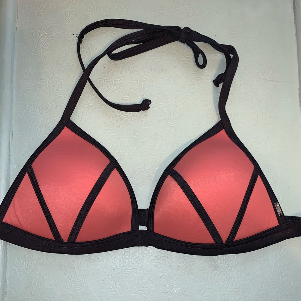 Victoria’s Secret Bikini Top